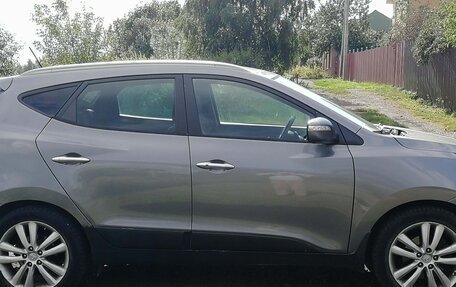 Hyundai ix35 I рестайлинг, 2011 год, 870 000 рублей, 3 фотография