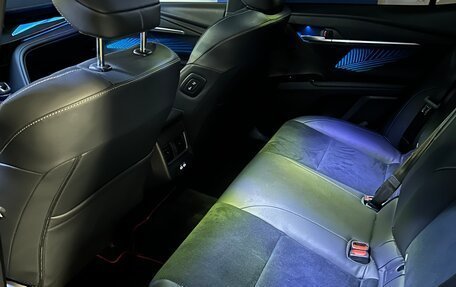 Toyota Camry, 2025 год, 4 400 000 рублей, 9 фотография