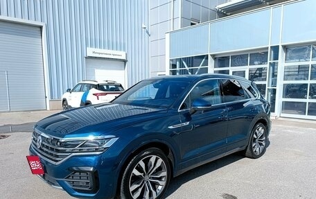 Volkswagen Touareg III, 2020 год, 5 300 000 рублей, 1 фотография