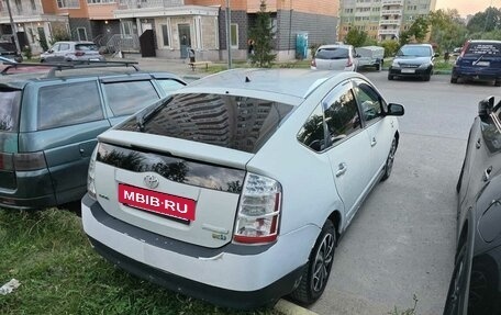 Toyota Prius, 2006 год, 570 000 рублей, 6 фотография