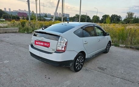Toyota Prius, 2006 год, 570 000 рублей, 5 фотография