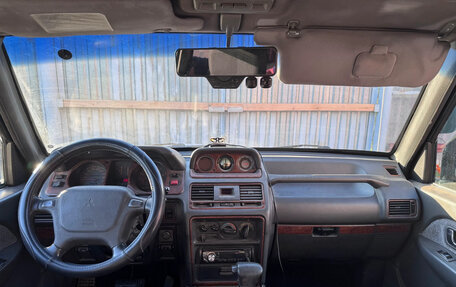 Mitsubishi Pajero III рестайлинг, 1995 год, 550 000 рублей, 4 фотография