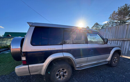 Mitsubishi Pajero III рестайлинг, 1995 год, 550 000 рублей, 6 фотография