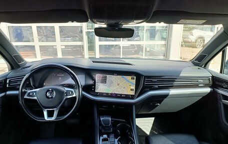 Volkswagen Touareg III, 2020 год, 5 300 000 рублей, 16 фотография