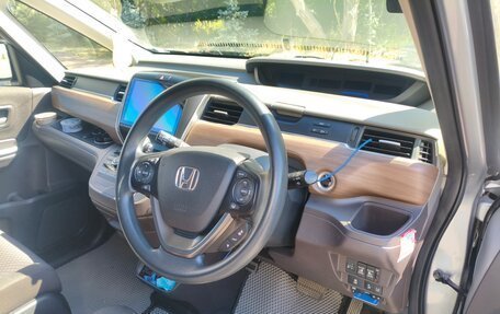 Honda Freed II, 2020 год, 1 750 000 рублей, 5 фотография