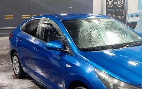 Hyundai Solaris II рестайлинг, 2021 год, 850 000 рублей, 2 фотография