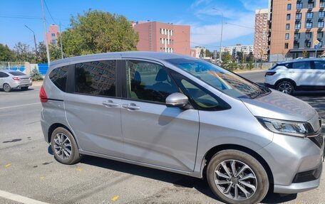 Honda Freed II, 2020 год, 1 750 000 рублей, 3 фотография