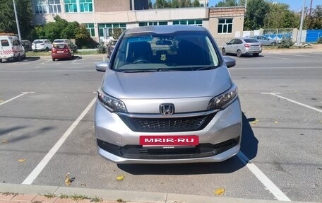 Honda Freed II, 2020 год, 1 750 000 рублей, 2 фотография