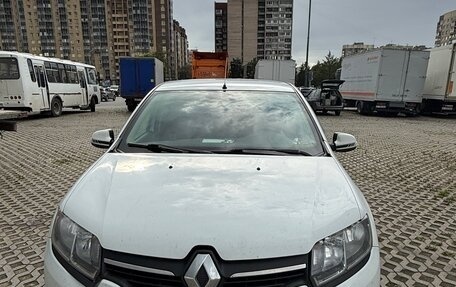 Renault Logan II, 2015 год, 500 000 рублей, 1 фотография