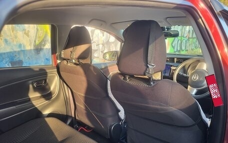 Toyota Vitz, 2014 год, 770 000 рублей, 14 фотография
