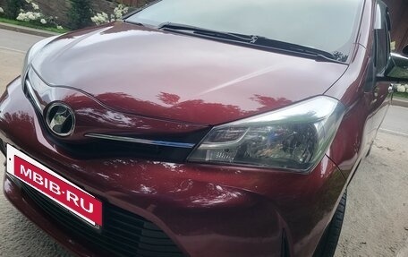 Toyota Vitz, 2014 год, 770 000 рублей, 2 фотография