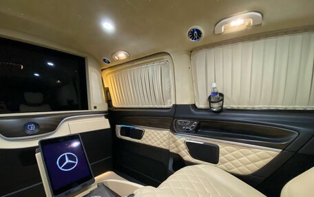Mercedes-Benz V-Класс, 2020 год, 9 999 999 рублей, 26 фотография