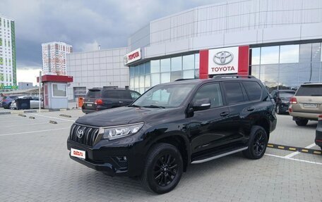 Toyota Land Cruiser Prado 150 рестайлинг 2, 2020 год, 6 900 000 рублей, 2 фотография