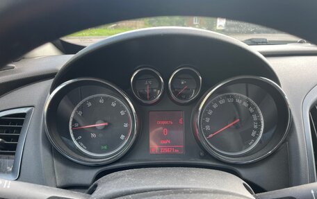 Opel Astra J, 2012 год, 850 000 рублей, 14 фотография