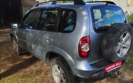 Chevrolet Niva I рестайлинг, 2016 год, 650 000 рублей, 2 фотография