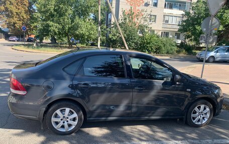 Volkswagen Polo VI (EU Market), 2011 год, 820 000 рублей, 4 фотография