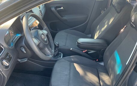 Volkswagen Polo VI (EU Market), 2011 год, 820 000 рублей, 8 фотография