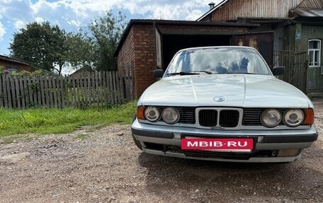 BMW 5 серия, 1993 год, 300 000 рублей, 2 фотография