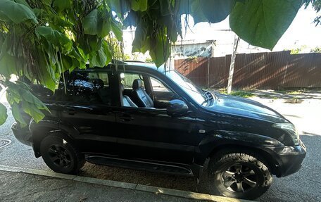 Toyota Land Cruiser Prado 120 рестайлинг, 2005 год, 1 900 000 рублей, 7 фотография