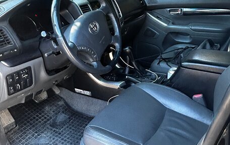 Toyota Land Cruiser Prado 120 рестайлинг, 2005 год, 1 900 000 рублей, 10 фотография
