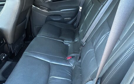 Toyota Land Cruiser Prado 120 рестайлинг, 2005 год, 1 900 000 рублей, 11 фотография