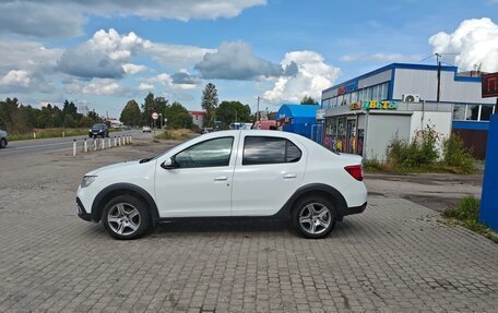 Renault Logan II, 2021 год, 1 000 000 рублей, 3 фотография