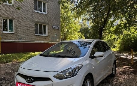 Hyundai i30 II рестайлинг, 2013 год, 780 000 рублей, 2 фотография