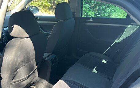 Volkswagen Jetta VI, 2007 год, 650 000 рублей, 13 фотография