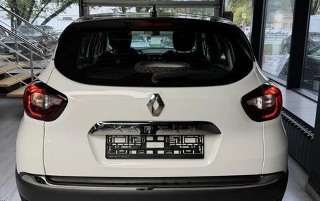 Renault Kaptur I рестайлинг, 2021 год, 1 590 000 рублей, 6 фотография