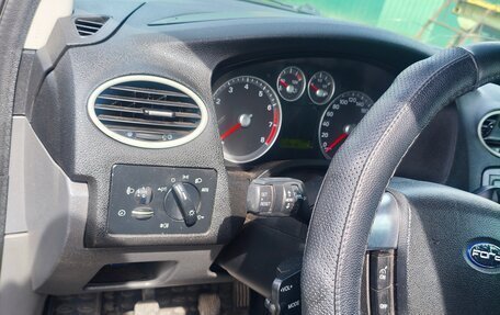 Ford Focus II рестайлинг, 2006 год, 450 000 рублей, 16 фотография
