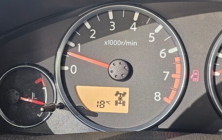 Nissan Pathfinder, 2006 год, 1 100 000 рублей, 30 фотография