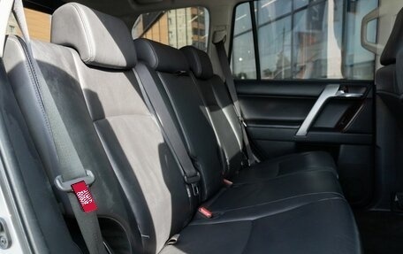 Toyota Land Cruiser Prado 150 рестайлинг 2, 2013 год, 2 958 600 рублей, 12 фотография