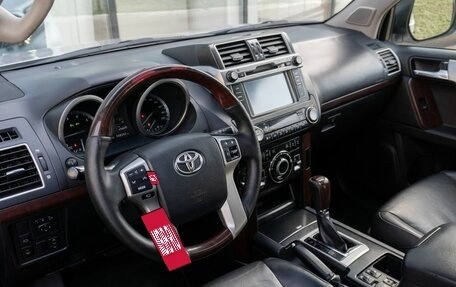 Toyota Land Cruiser Prado 150 рестайлинг 2, 2013 год, 2 958 600 рублей, 5 фотография