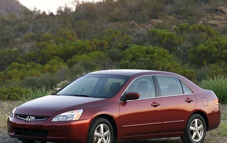 Honda Accord VII рестайлинг, 2003 год, 550 000 рублей, 1 фотография
