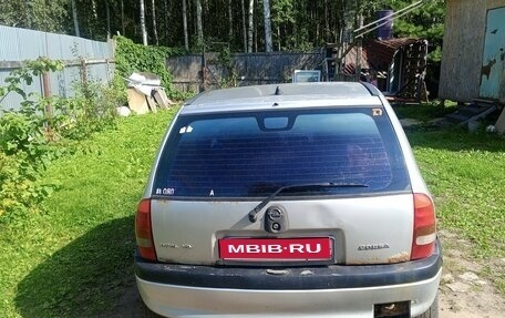 Opel Corsa B, 2000 год, 70 000 рублей, 1 фотография