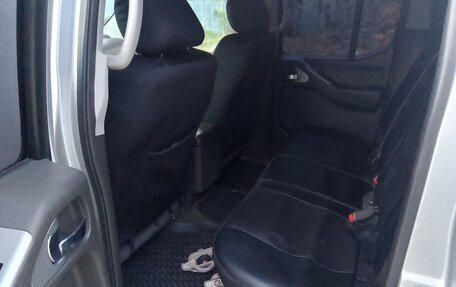 Nissan Navara (Frontier), 2007 год, 920 000 рублей, 12 фотография