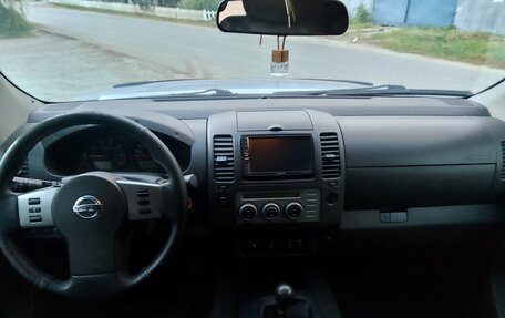 Nissan Navara (Frontier), 2007 год, 920 000 рублей, 11 фотография