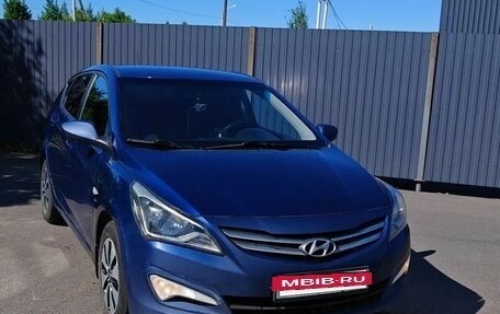 Hyundai Solaris II рестайлинг, 2015 год, 750 000 рублей, 5 фотография