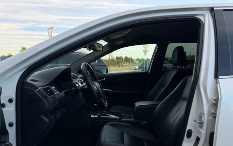 Toyota Camry, 2015 год, 2 150 000 рублей, 9 фотография