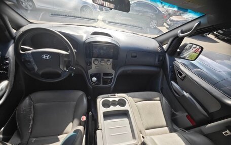 Hyundai Grand Starex Grand Starex I рестайлинг 2, 2008 год, 650 000 рублей, 5 фотография