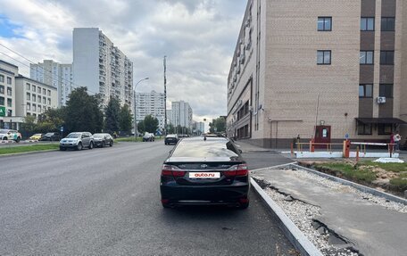 Toyota Camry, 2015 год, 1 900 000 рублей, 2 фотография