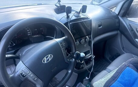 Hyundai Grand Starex Grand Starex I рестайлинг 2, 2008 год, 650 000 рублей, 7 фотография