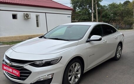 Chevrolet Malibu IX, 2021 год, 1 490 000 рублей, 2 фотография
