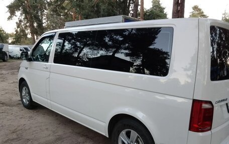 Volkswagen Caravelle T6 рестайлинг, 2018 год, 2 510 000 рублей, 7 фотография