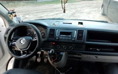 Volkswagen Caravelle T6 рестайлинг, 2018 год, 2 510 000 рублей, 11 фотография