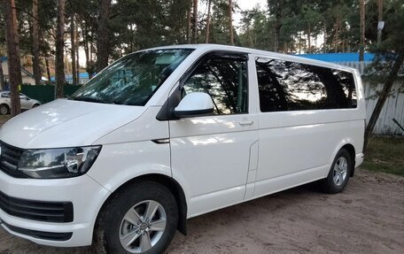 Volkswagen Caravelle T6 рестайлинг, 2018 год, 2 510 000 рублей, 10 фотография