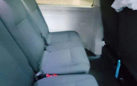 Volkswagen Caravelle T6 рестайлинг, 2018 год, 2 510 000 рублей, 14 фотография