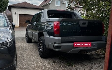 Chevrolet Avalanche I, 2002 год, 1 100 000 рублей, 5 фотография