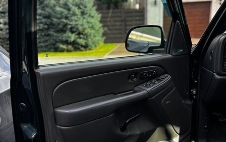 Chevrolet Avalanche I, 2002 год, 1 100 000 рублей, 8 фотография