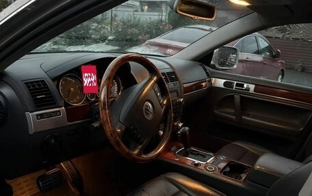 Volkswagen Touareg III, 2004 год, 365 000 рублей, 4 фотография